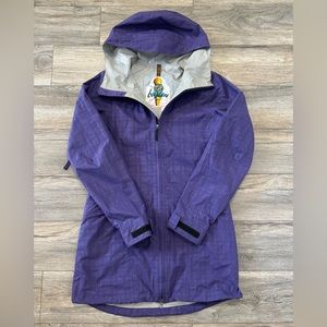 Women’s Burton rain jacket size small